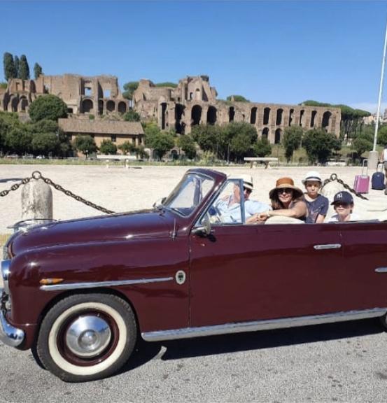 relaisdonnalucrezia en grand-tour-of-rome-in-our-vintage-car 014