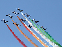 Valore Tricolore con le Frecce Tricolori a Punta Marina Terme