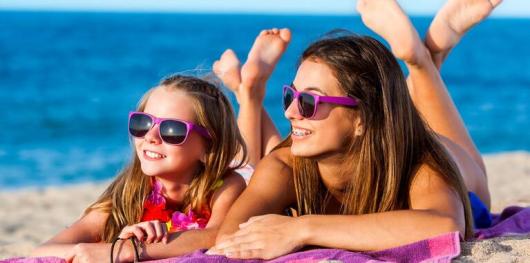 Offerta low-cost luglio in Hotel 3 stelle per famiglie sul mare a Rimini Spiaggia e Bambini gratis