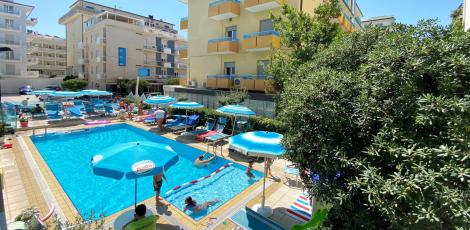 hoteladelphi it offerta-giugno-family-hotel-con-piscina-riccione-n2 023