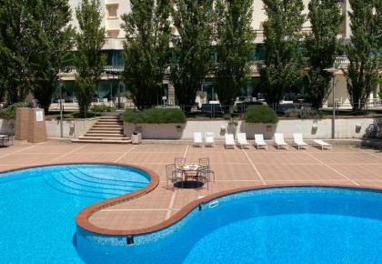hotelgranparadiso it super-promozione-suite-nuziale-omaggio-in-hotel-con-spa-piscina-e-giardino-a-san-giovanni-rotondo 021