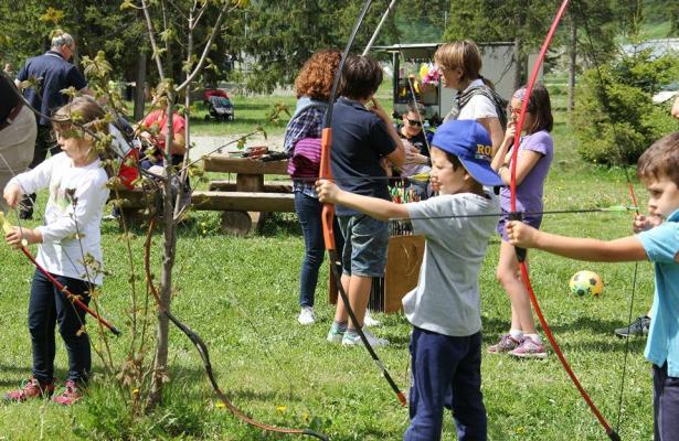Archery in the months of July and August in Champoluc, Aosta Valley