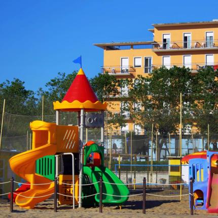 Seafront hotel in Rimini, Rimini seafront hotel, 3-star seafront hotel in Rimini, hotel near the beach Rimini, hotel in Rimini near the beach