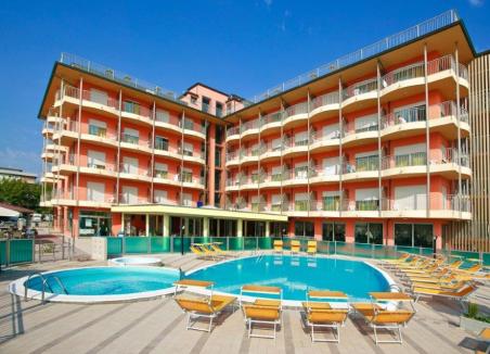 Hotel Adria Beach Club
