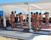 Attività con Le Spiagge del Benessere: pilates, yoga, shiatsu, ginnastica posturale, riflessologia plantare Bagno 76-78 Rimini