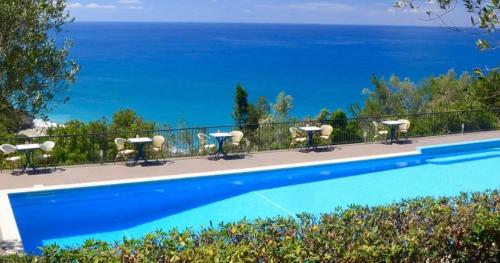 Villaggio Turistico La Fenosa