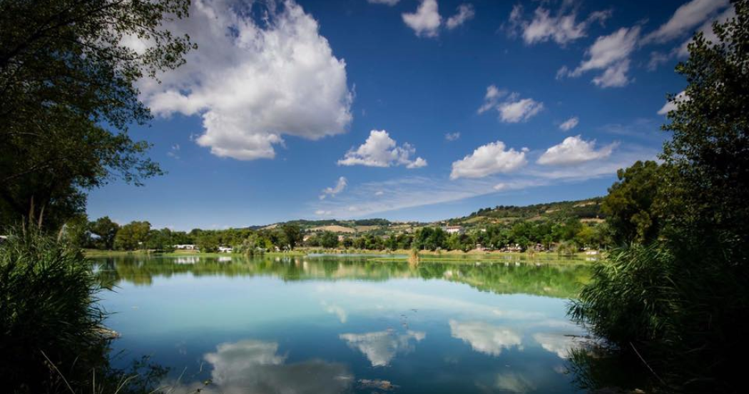 Camping Lago Azzurro: La Tua Vacanza A Altidona