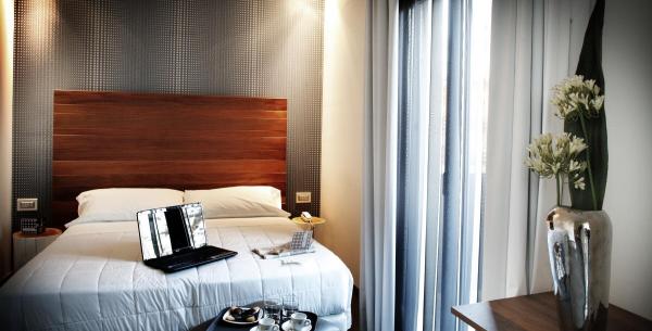 qhotel fr hotel-rimini-pour-voyages-d-affaires-avec-offres-pour-salons-et-congres 025