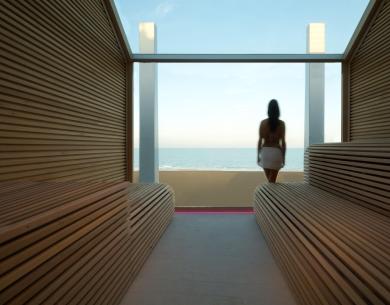 i-suite en smart-working-in-rimini-in-a-suite-of-a-5-star-design-hotel-overlooking-the-sea 016