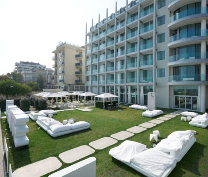 i-suite it marzo-in-hotel-a-rimini-con-cena-e-massaggio 010
