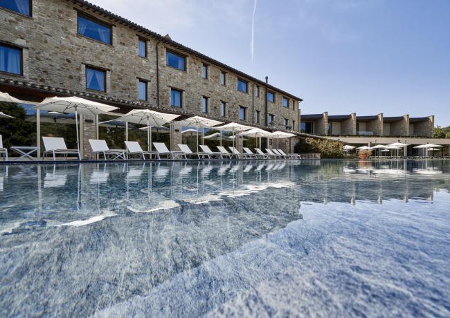 borgolanciano en offer-july-resort-with-pool-and-spa-marche 009