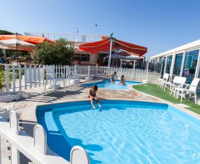 hotellevante.unionhotels it speciale-ponte-del-2-giugno-a-pinarella-di-cervia-in-hotel-3-stelle-con-spiaggia-e-piscina-incluse 011
