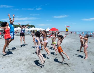 campingcesenatico en late-august-offer-camping-cesenatico-with-beach-swimming-pool-and-entertainment 021