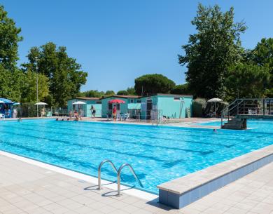 campingcesenatico en july-offer-camping-cesenatico-with-swimming-pool-and-private-beach 018