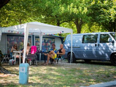 campingtahiti it offerta-in-camping-village-sui-lidi-di-comacchio-vicino-a-marina-di-ravenna-per-il-concerto-del-jova-beach-party-a-luglio 022
