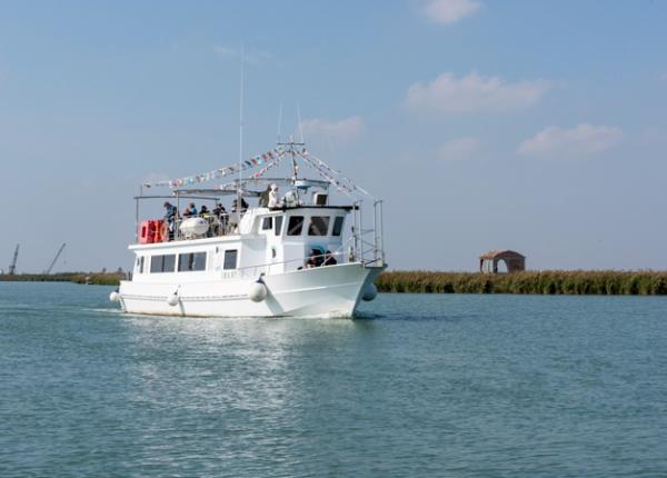 campingtahiti en offer-stay-with-free-boat-excursion-along-the-po-delta-4-star-camping 014