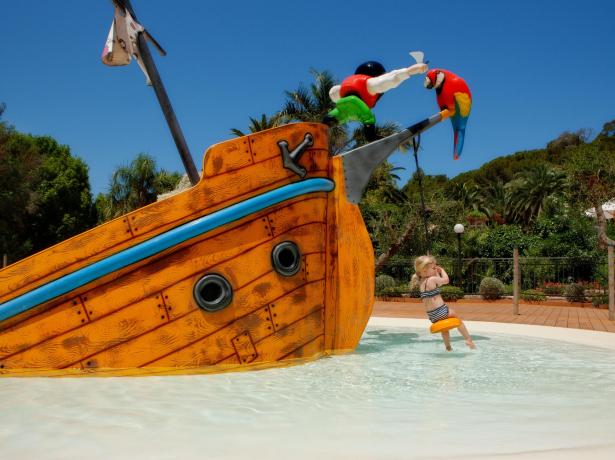 rosselbalepalme en offer-pitches-for-holidays-in-tent-or-camper-on-elba-island 024