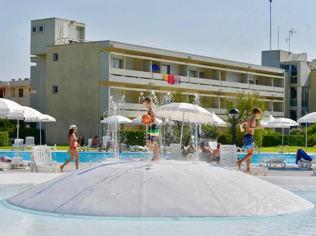 villaggioisamar it upgrade-categoria-superiore-residence-chioggia-con-piscina 017