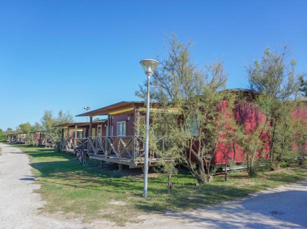 campinglido en weekend-in-may-in-a-mobile-home-in-bibione-on-a-campsite-with-pool 021