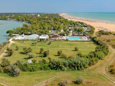 capalonga en weeks-in-may-with-free-nights-in-bibione-in-a-mobile-home 024