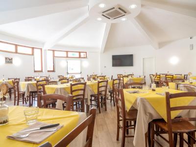 villaggiolemimose en special-offer-at-the-beginning-of-september-in-our-holiday-village-in-the-marche 021