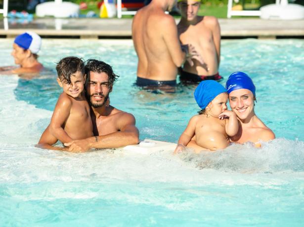 vacanzespinnaker fr offres-camping-sur-la-mer-des-marches 005