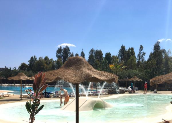 4mori it speciale-agosto-con-le-tariffe-di-luglio-in-villaggio-per-famiglie-sardegna 012