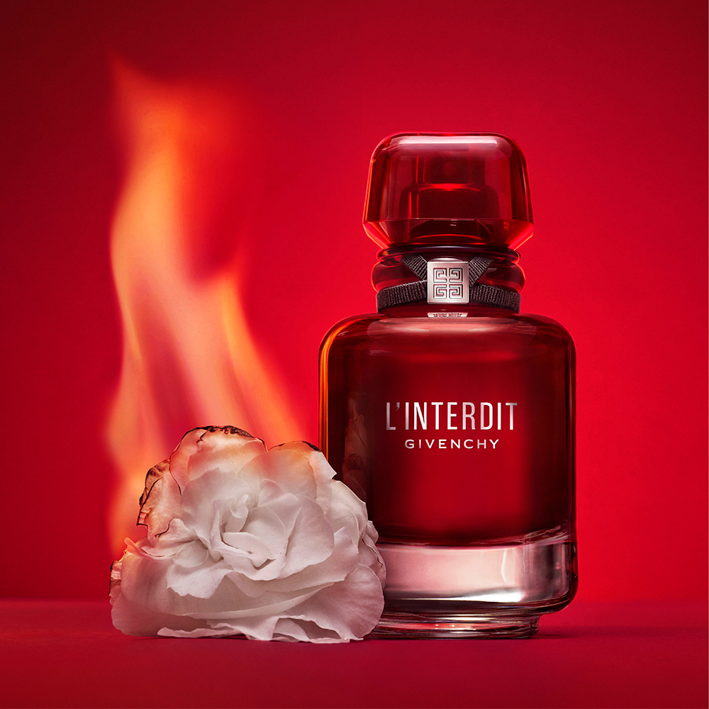 Givenchy L'interdit - La nuova Eau de Parfum Rouge da Profumerie Sabbioni