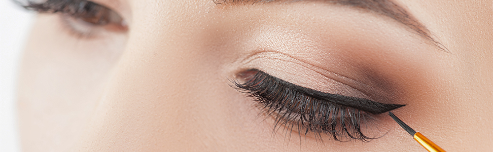 Come mettere l'eyeliner - Guida all'applicazione