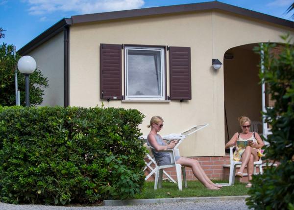campinglakeplacid it offerta-di-luglio-in-villaggio-vacanze-in-abruzzo-tra-mare-e-divertimento-in-moderne-mobile-home 007