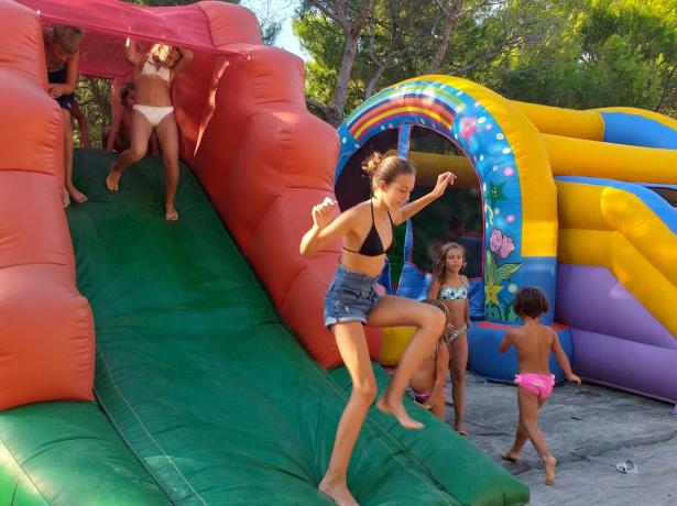 campingtoscanabella de angebot-juli-in-der-toskana-ubernachtung-im-mobilheim-und-eintritt-im-freizeitpark 012