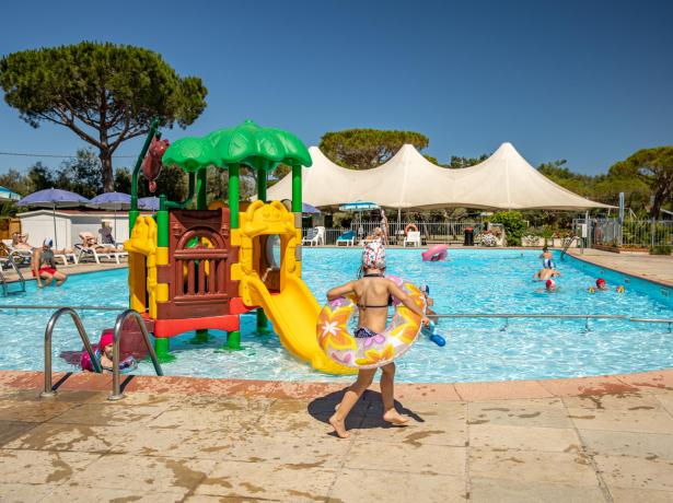 campingtoscanabella en june-family-package-in-tuscany-village 010
