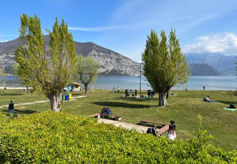 sassabanek en equipped-tents-for-your-vacation-on-lake-iseo 012