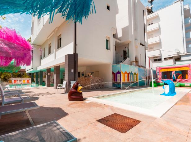 hotelmetropolitan it offerta-giugno-family-hotel-cesenatico-con-parchi-gratis 011