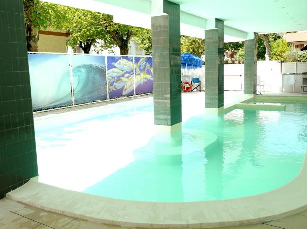 hotelmetropolitan en september-offer-family-hotel-with-heated-pool-by-the-sea-in-cesenatico 011