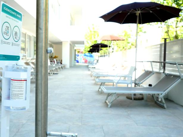hotelmetropolitan fr offre-pour-couples-hotel-cesenatico-avec-piscine-chauffee 013