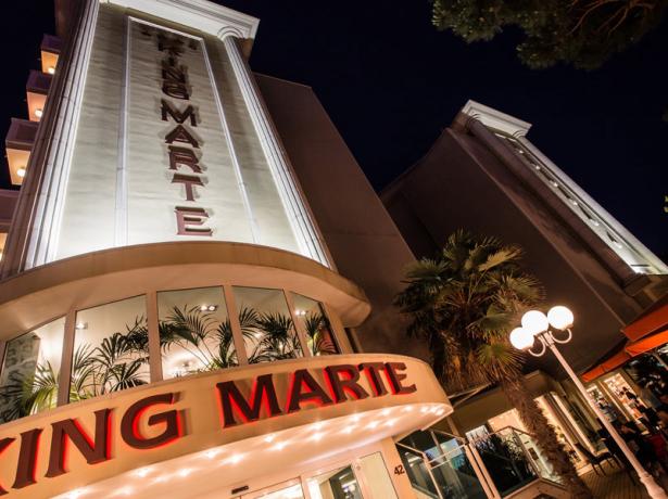 hotelkingmarte it offerta-dedicata-alle-mamme-hotel-lido-di-classe-con-spiaggia-privata 013