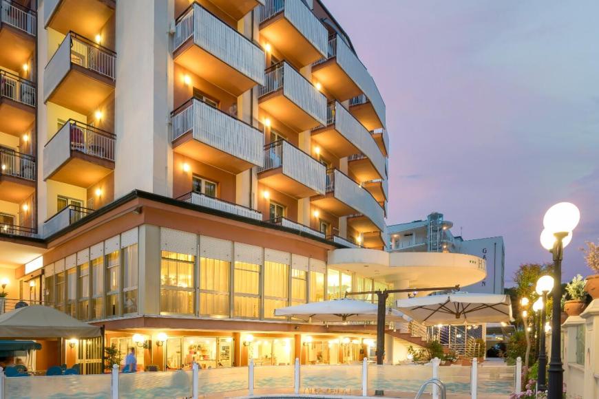 hotelzenith.unionhotels fr offre-juin-pinarella-di-cervia-a-l-hotel-zenith-avec-piscine 015