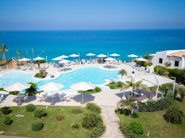 borgodonnacanfora en holiday-village-for-families-calabria-with-large-rooms-and-apartments 006