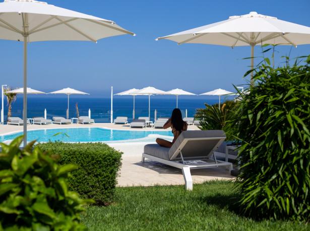 borgodonnacanfora en last-minute-offers-for-july-seaside-village-calabria-capo-vaticano-with-pool 005