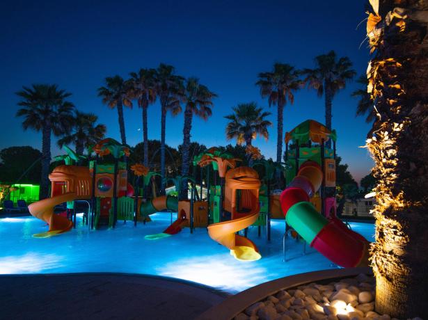 holidayfamilyvillage en offer-june-holiday-village-porto-sant-elpidio-with-one-night-for-free 015