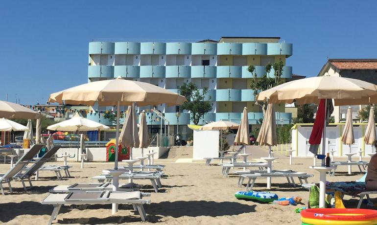 hotelgraziella de sonderangebot-fuer-alleinerziehende-im-strandhotel-in-torre-pedrera 005