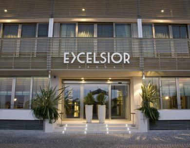excelsiorpesaro en hotel-pesaro-with-private-spa-for-women 018
