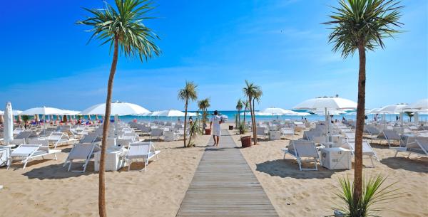 excelsiorpesaro it hotel-pesaro-5-stelle-fronte-mare-con-spiaggia-privata 013