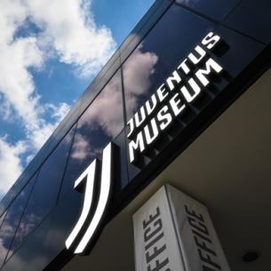 jhotel en weekend-in-turin-with-visit-j-museum-and-with-stadium-tour 016