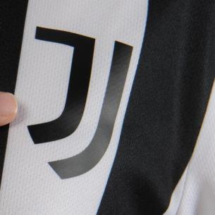 jhotel en accommodation-in-turin-and-juventus-jersey 017