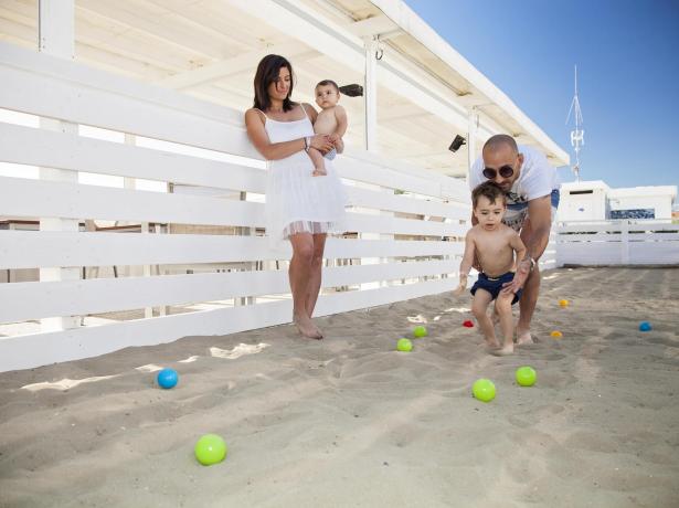 palacelidohotel en offer-july-in-family-hotel-in-lido-di-savio-free-stay-for-children 011