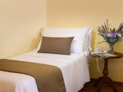 hotelsangregorio it hotel-pienza-per-escursione-al-borgo-medievale-di-monticchiello 011