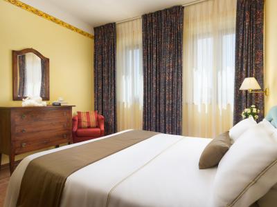 hotelsangregorio en hotel-in-pienza-for-trekking-through-the-vineyards-with-tasting-of-montepulciano-wine 014