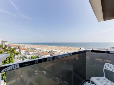 hotelduemari en special-family-offer-in-july-in-hotel-in-rimini-near-the-sea-and-with-pool 014